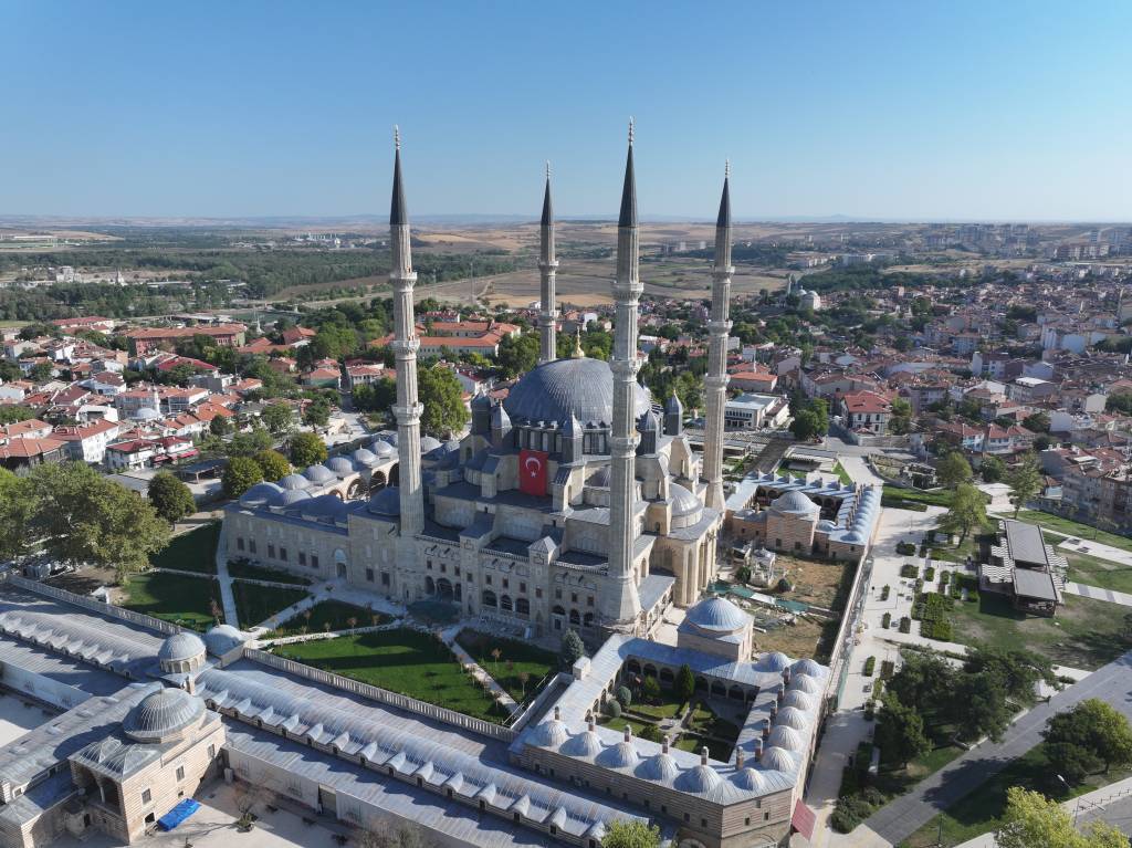 bilecik-haber_selimiye-camisi-ndeki-restorasyon-calismalari-tamamlanmak-uzere-94416.jpg