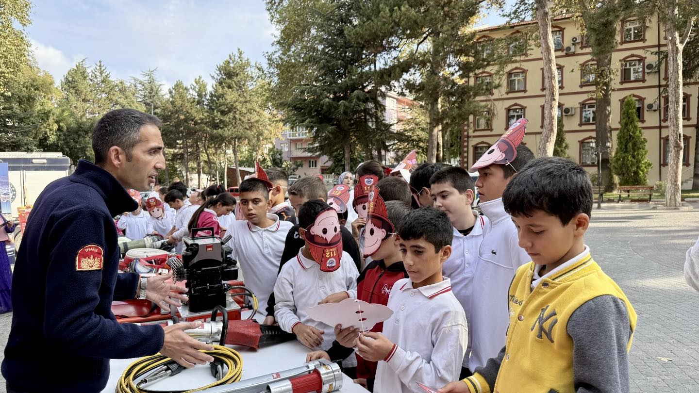 Söğüt yangın yerine döndü