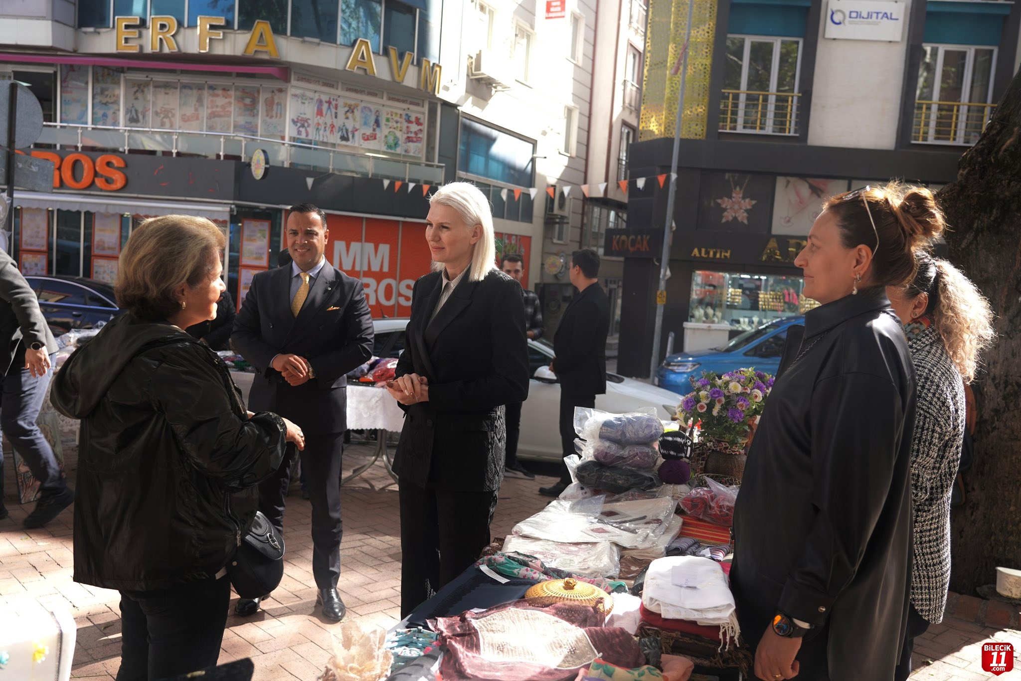 BAŞKAN SUBAŞI ÜRETEN KADINLARIN HAZIRLADIĞI KERMESE KATILDI