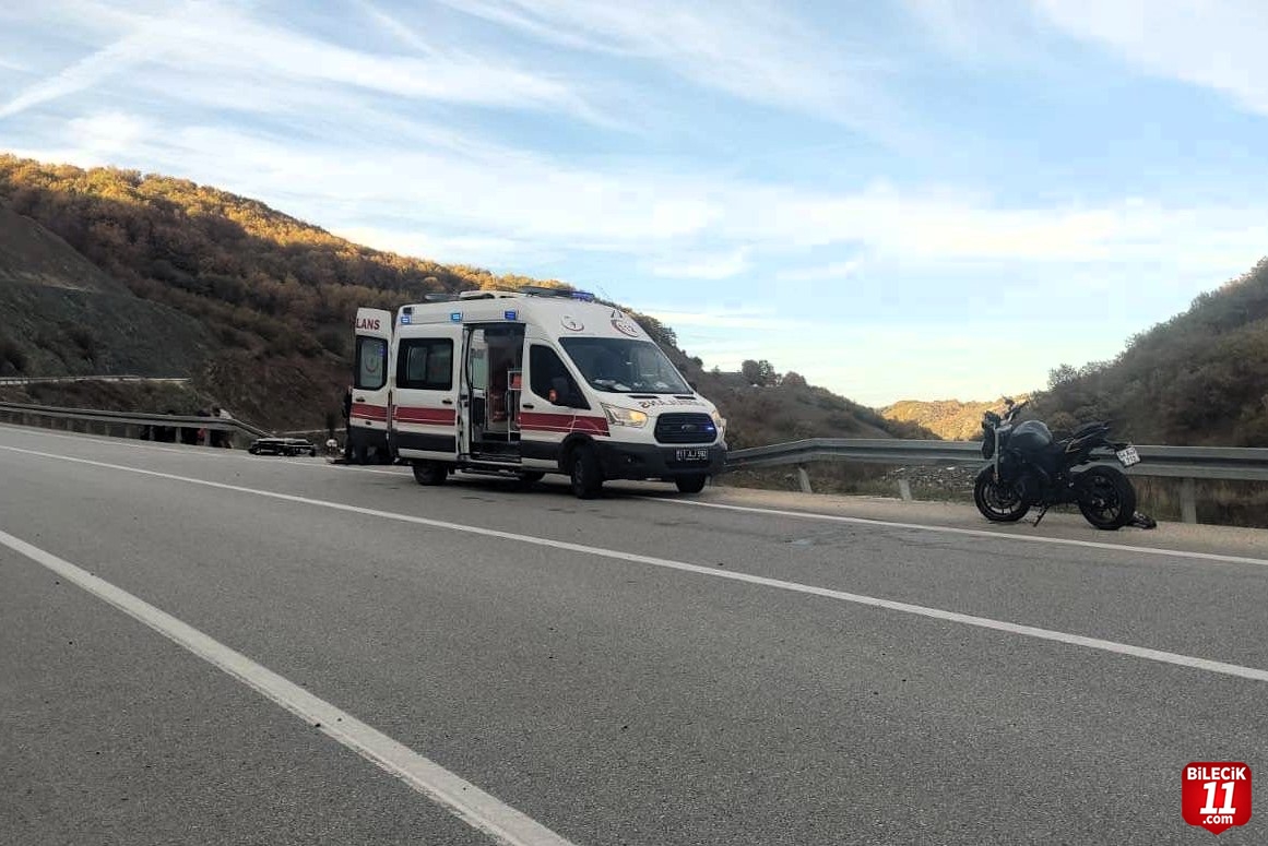 Bilecik'te devrilen 2 motosiklet sürücüsü yaralandı