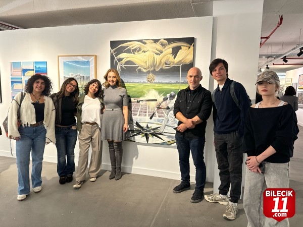 HorozArt, dijital alanda çalışan sanatçıların eserlerini Artweeks Istanbul'a taşıdı