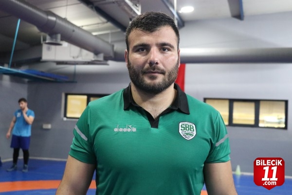 İşitme engelli milli güreşçi, olimpiyat şampiyonluğunu tekrarlamak istiyor