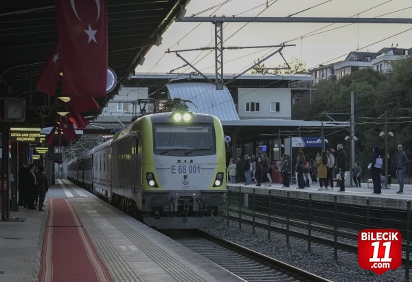 Paris'ten yola çıkan Orient Express, yılın ikinci seferi için İstanbul'a geldi