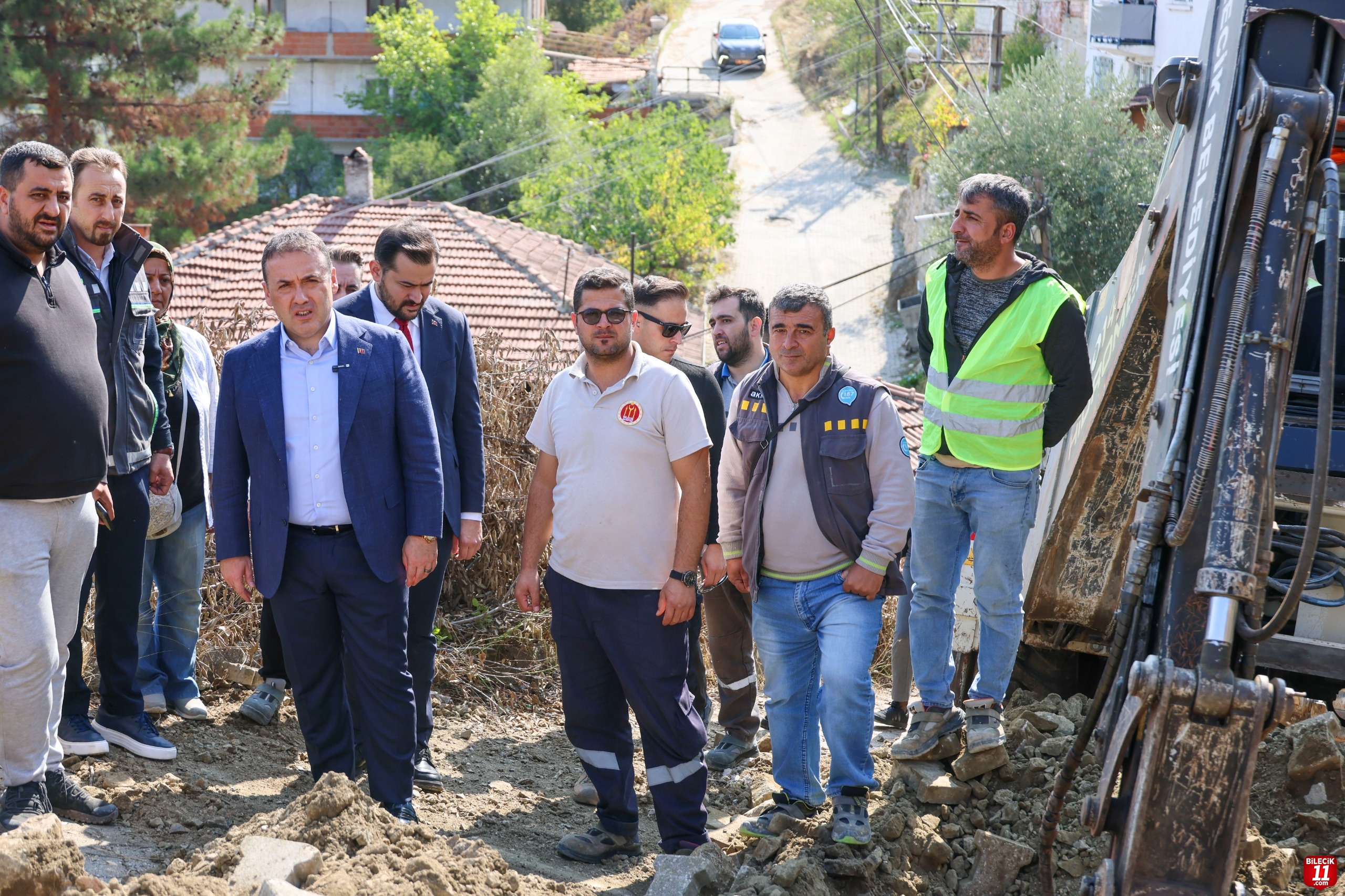 Vali Sözer, İstasyon Mahallesi’ndeki Doğalgaz Çalışmalarını İnceledi