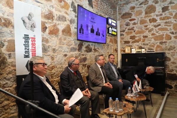 Balıkesir'de "Sarıkız Kazdağı Etnografya Galerisi" 10. yaşını panellerle kutladı