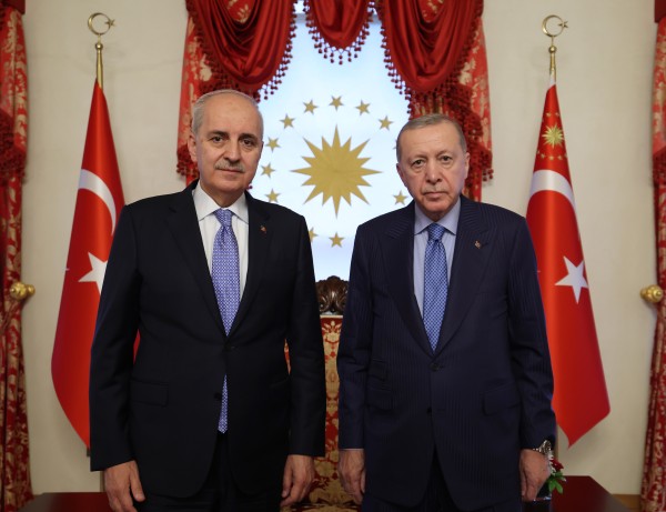 Cumhurbaşkanı Erdoğan, TBMM Başkanı Kurtulmuş'u kabul etti
