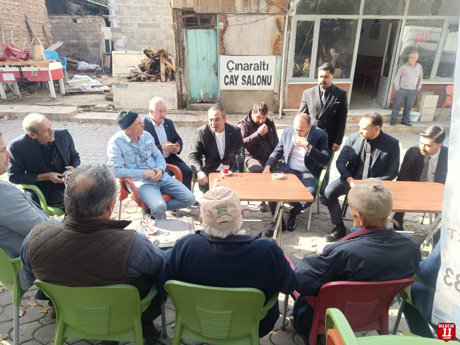 "HAYIRLI GÜNLER KOMŞUM"