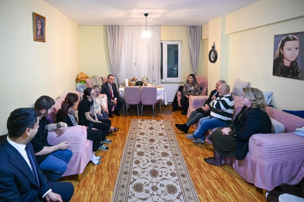 Kırklareli Valisi Turan, Aile Yılı kapsamındaki ziyaretlerini sürdürüyor