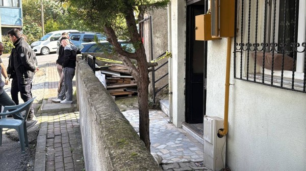 Kocaeli'de evde çıkan yangında 11 aylık bebek öldü, 2 çocuk dumandan etkilendi