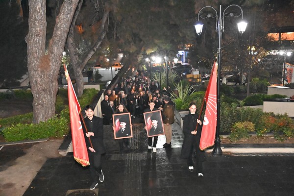 Tekirdağ'da Atatürk'ü Anma Günü dolayısıyla yürüyüş düzenlendi