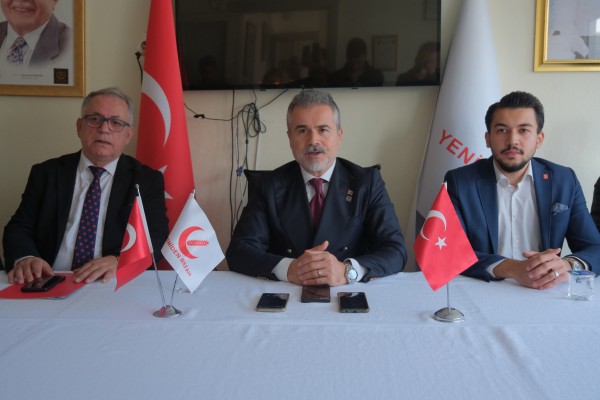 Yeniden Refah Partisi Genel Başkan Yardımcısı Kılıç, Kırklareli'nde partililerle bir araya geldi