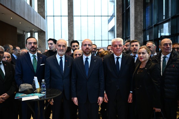 "Aliya 100 Yaşında: Hayat, Fikir, Mücadele Sergisi" AKM'de törenle açıldı