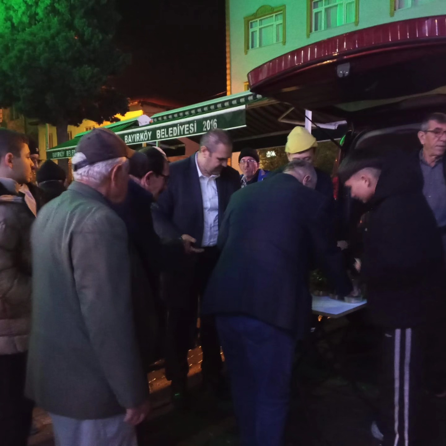 BAYIRKÖY'DE REGAİP KANDİLİ HUZURLA GEÇTİ