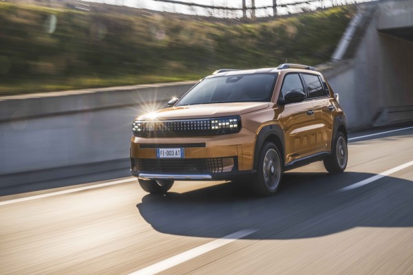 Fiat Grande Panda'nın hibrit versiyonu Türkiye'de satışta