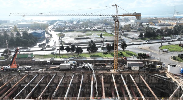 Körfezray Metrosu'nda 2 tünel açma makinesi kuruluma hazırlanıyor