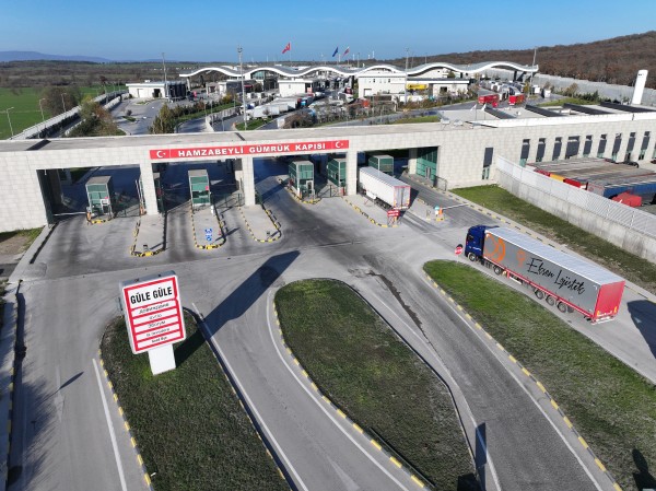 Yunan çiftçi eylemlerinin Türk tarafındaki tır trafiğine olumsuz etkileri sürüyor
