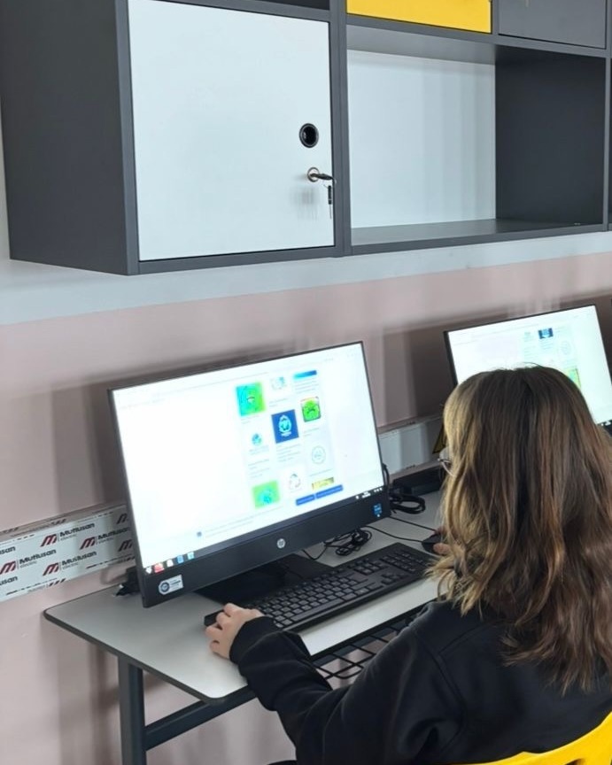 AYŞE ZEYNEP GURURUMUZ OLDU