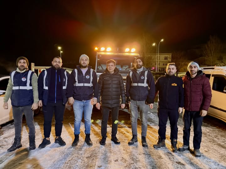 Başkan Durgut’tan karla mücadele ekibine ziyaret