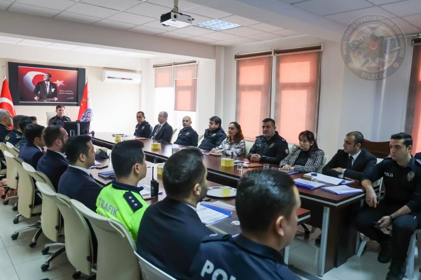 Bilecik Emniyetinde Değerlendirme Toplantısı