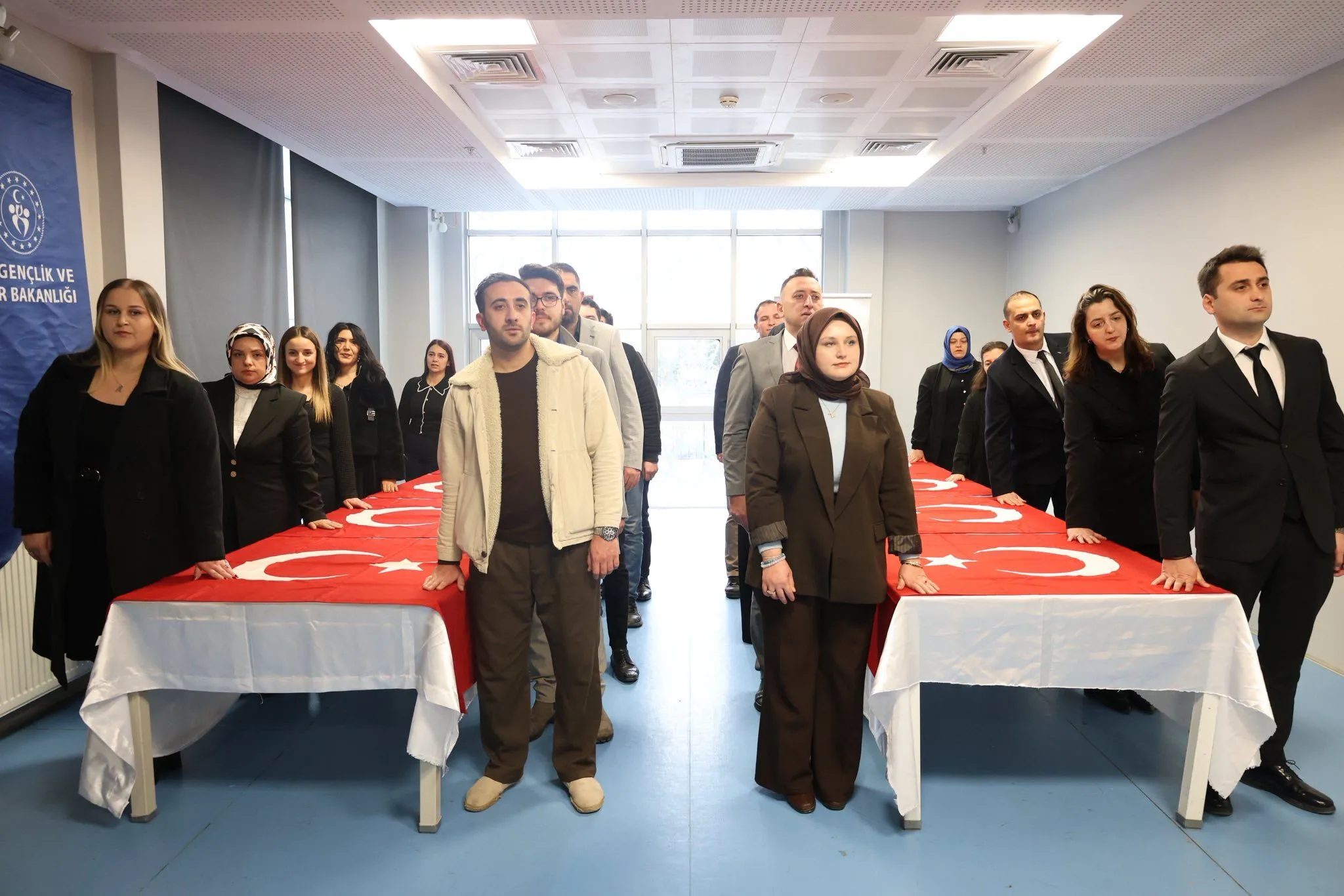 YEMİN ETTİLER