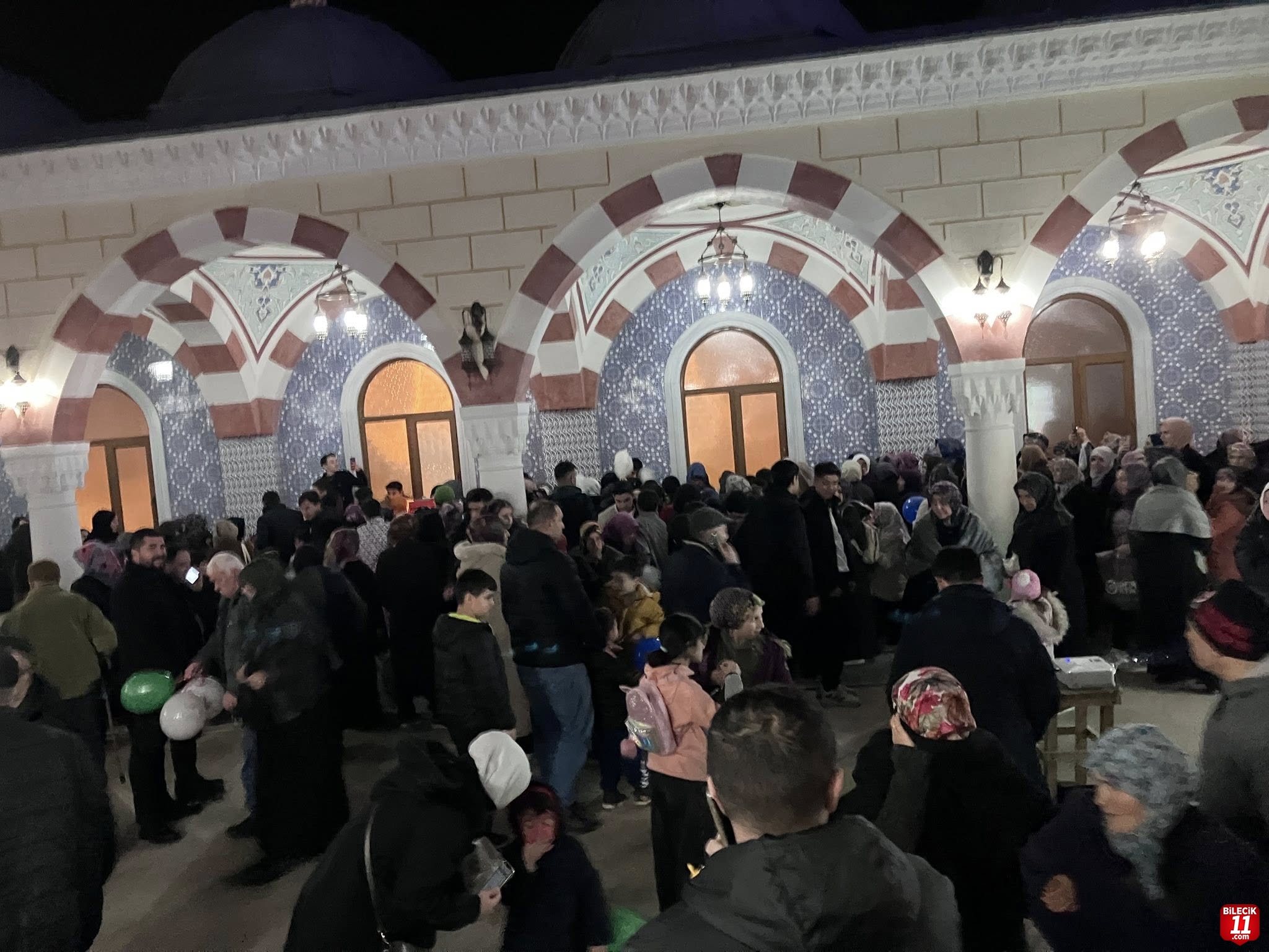Bilecik'te “Baba-Oğul, Anne-Kız Teravih Buluşması”
