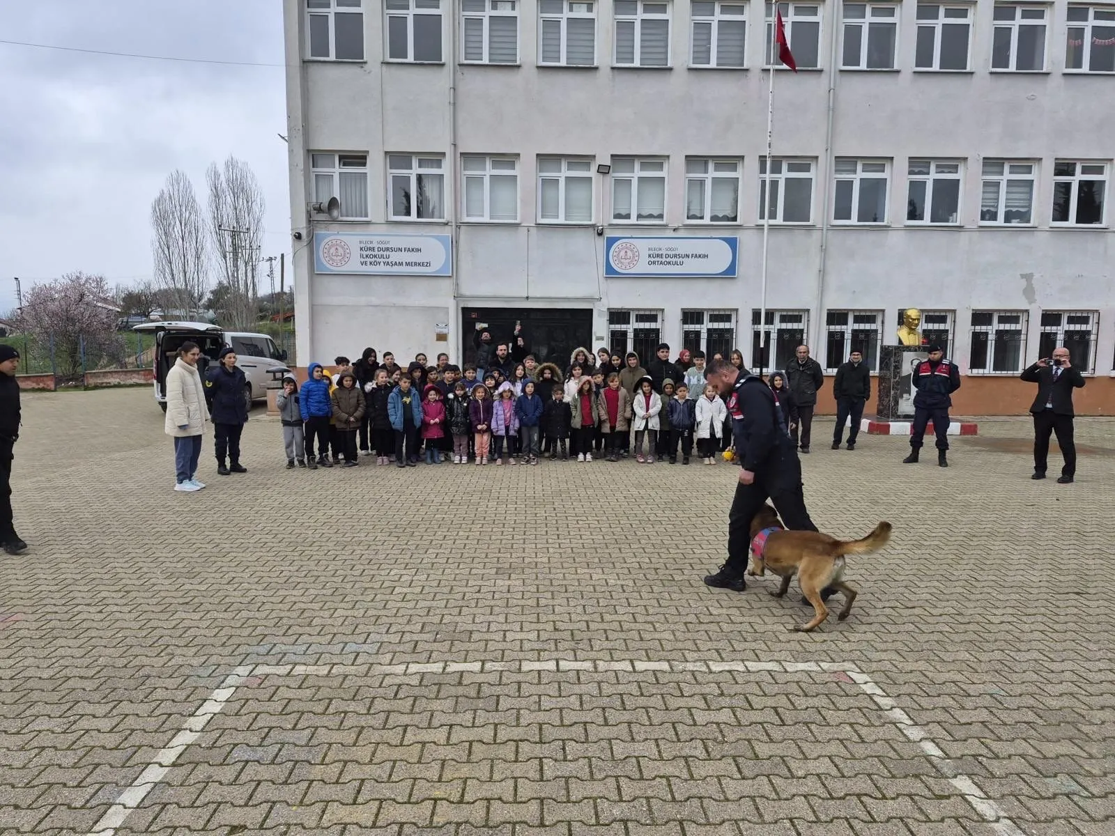 ÇOCUKLAR HEM ÖĞRENDİ, HEM EĞLENDİLER