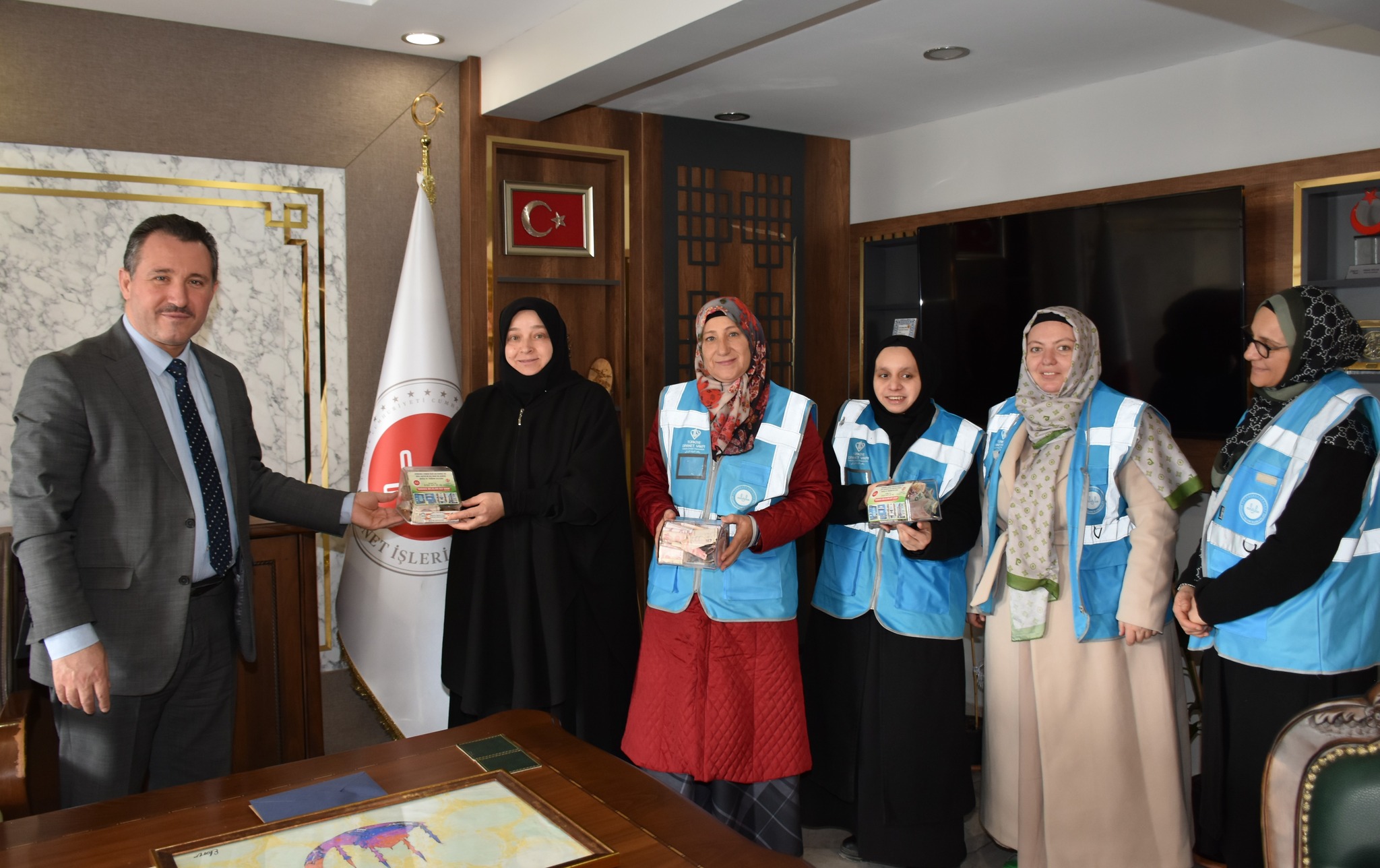 Diyanet Gençlik Merkezi Öğrencilerinden Filistin’e Yardım