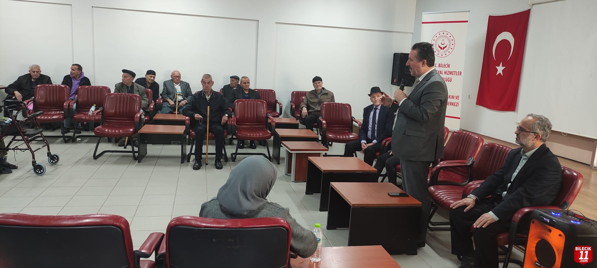 Müftü Dilek'ten Huzurevine Ziyaret