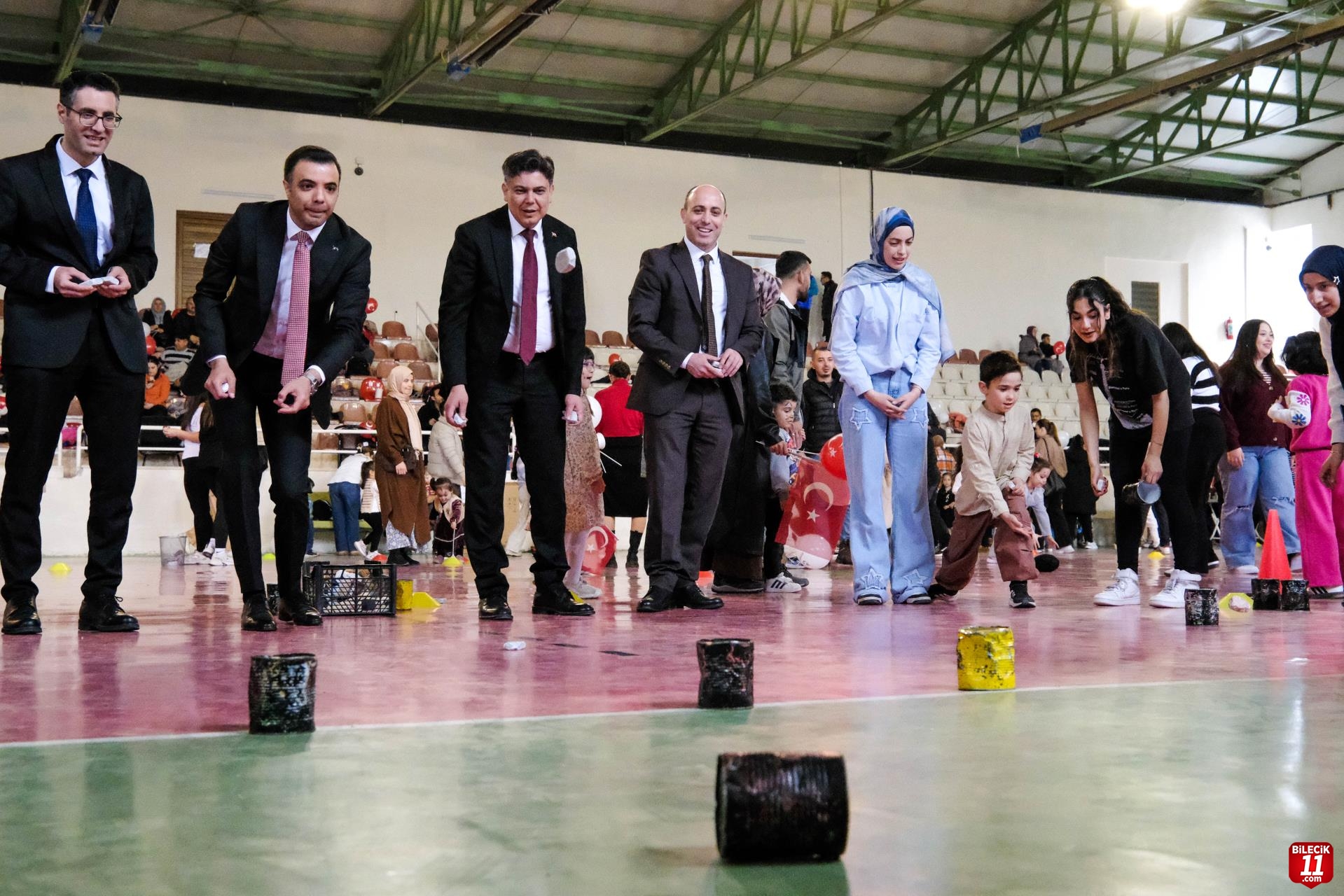 23 Nisan Coşkusu Geleneksel Çocuk Oyunlarıyla Yaşandı