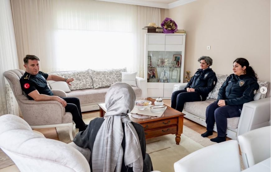 Bilecik Emniyeti'nden Şehit Aileleri ve Gazilere Bayram Ziyareti