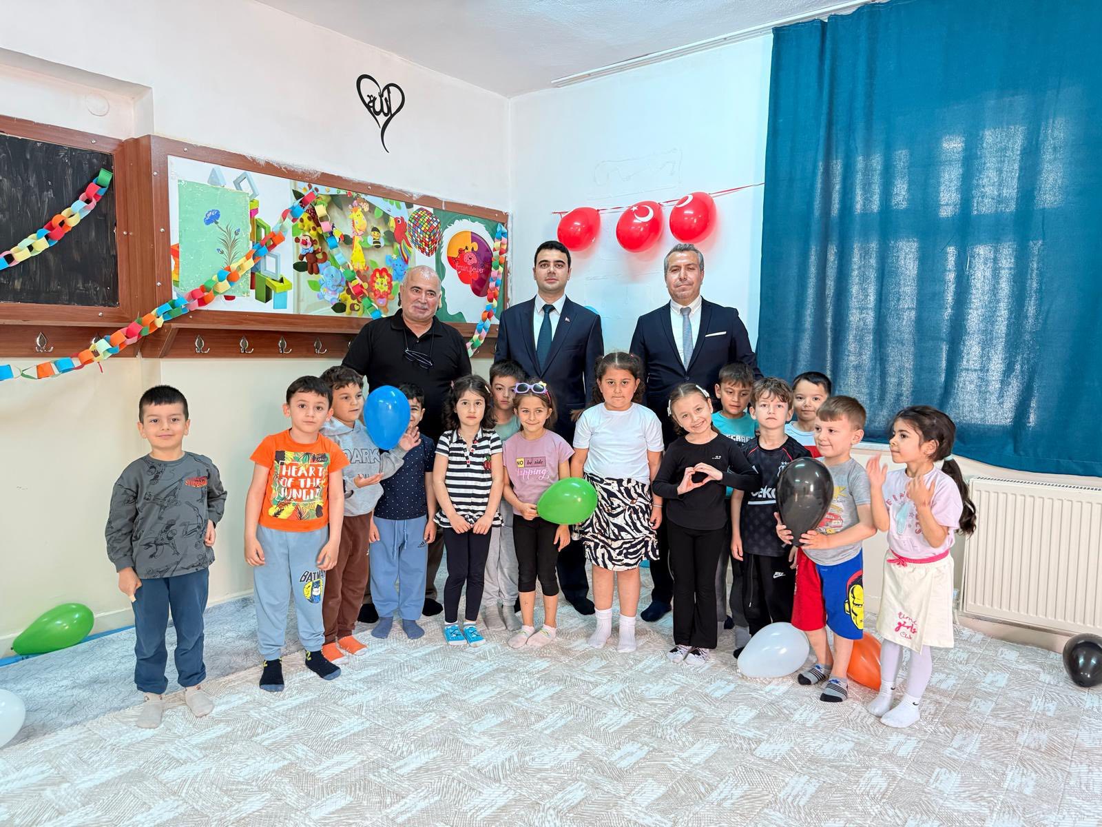 Kaymakam Kılıç'tan Cumhuriyet Ortaokulu'na Ziyaret