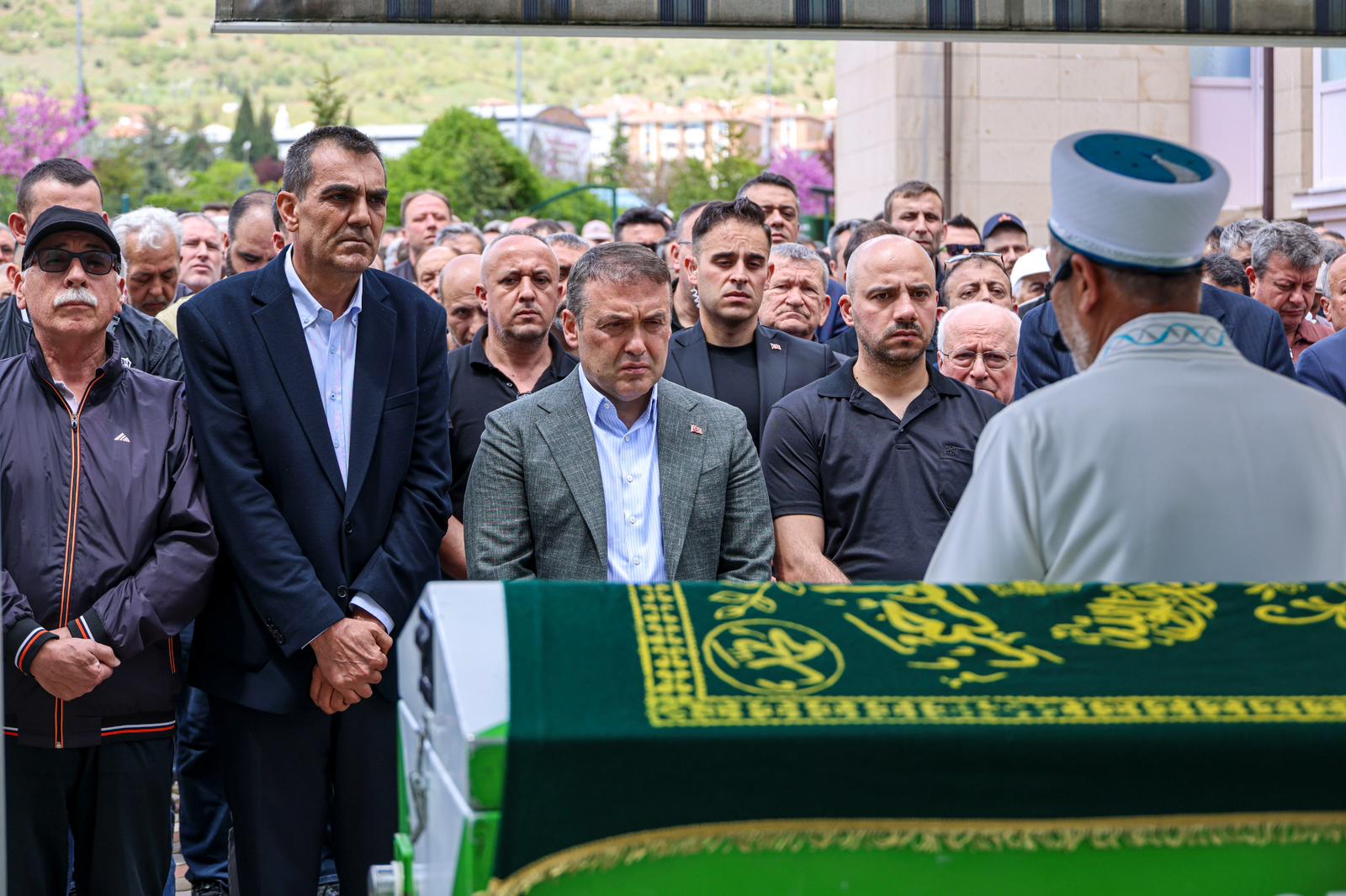 Muhtar Ebediyete Uğurlandı