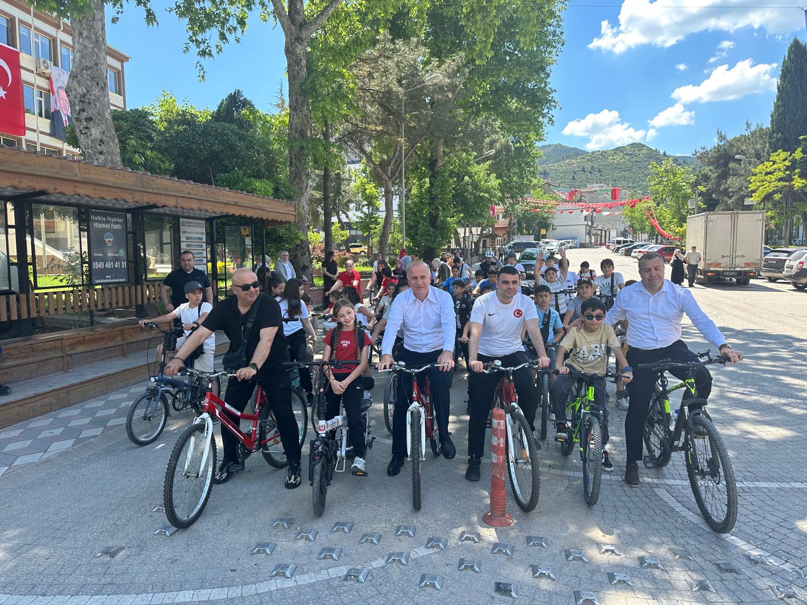 Osmaneli'nde19 Mayıs İçin Pedallar Çevirildi