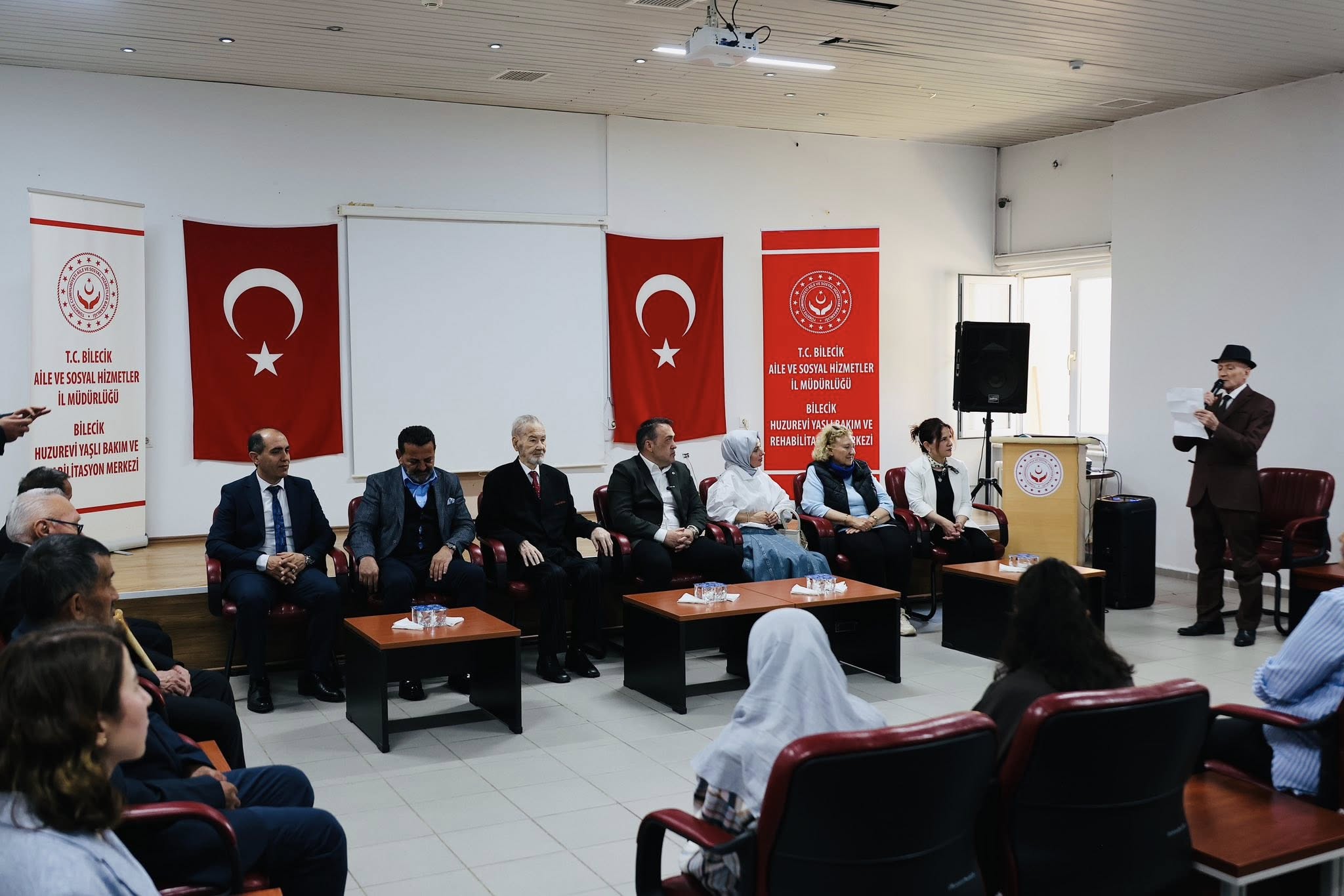 Vali Sözer'den büyüklere bayram ziyareti