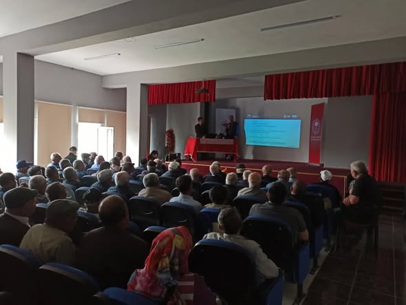 Yenipazar’da Üreticilere Zirai İlaç Eğitimi