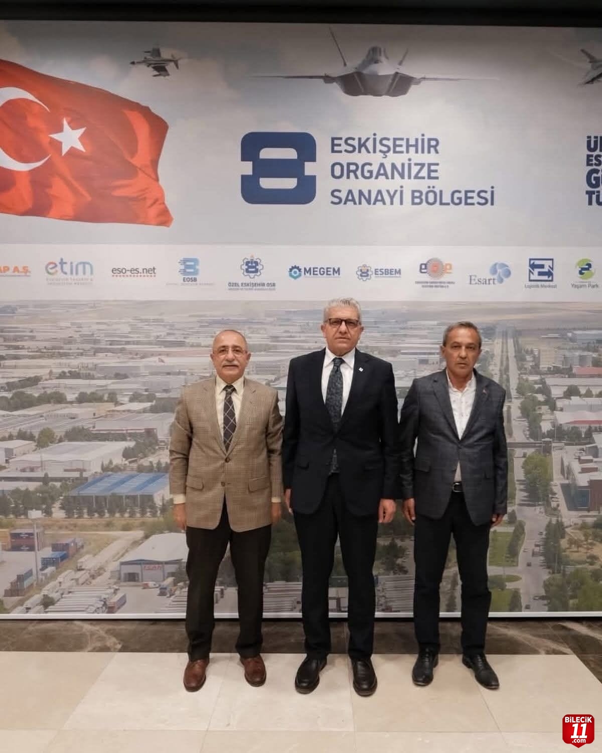 BAŞKAN ÖZDEN'DEN KÜPELİ'YE ZİYARET
