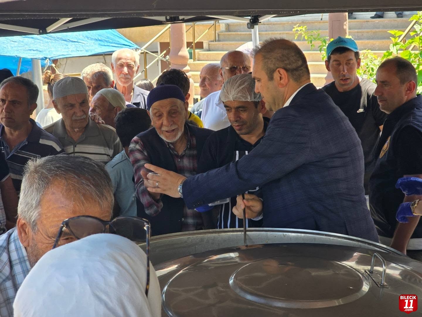 Bayırköy'de Aşure İkramı