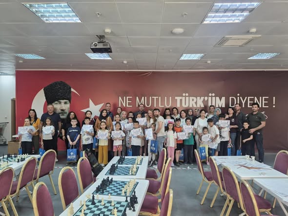 Belediye Satranç Eğitimleri Sertifika Töreniyle Sona Erdi