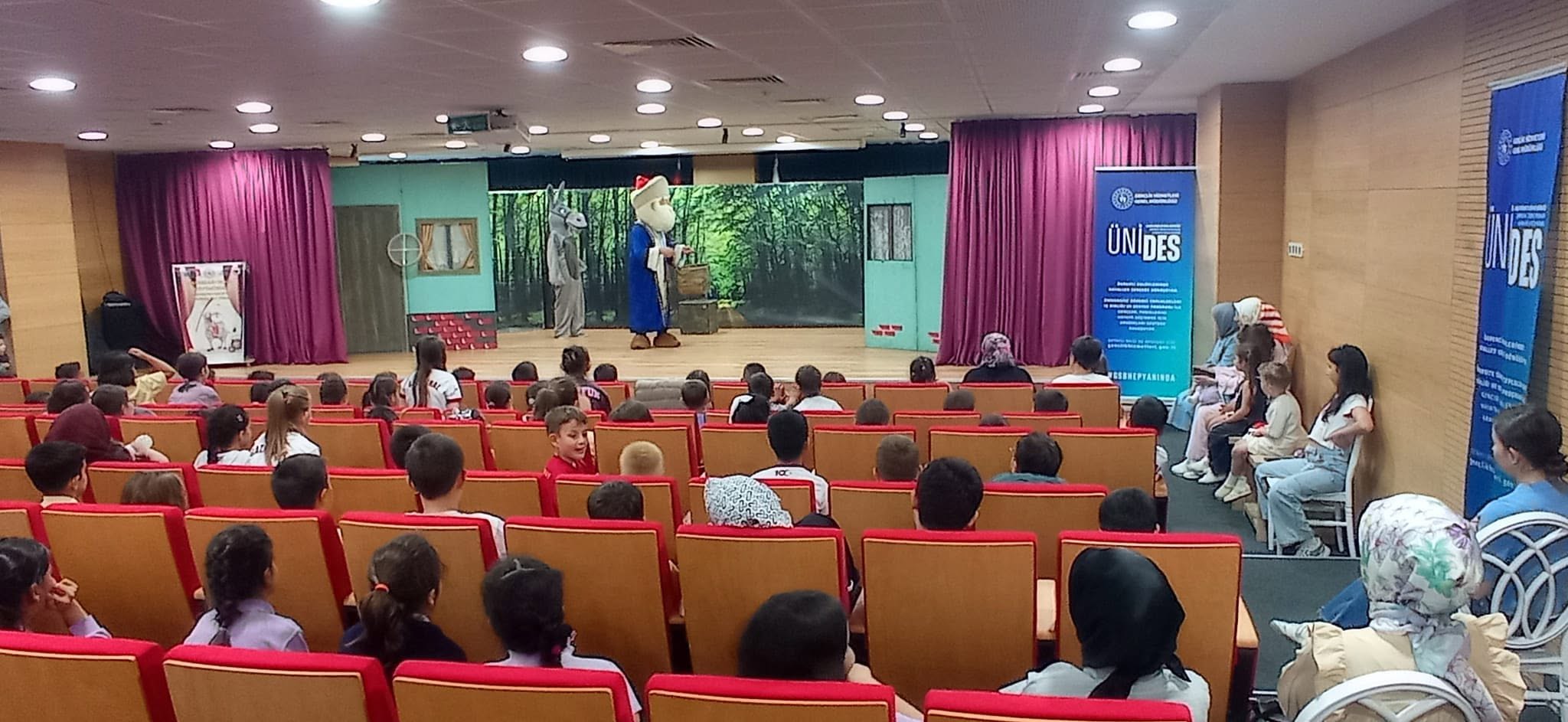 Geleneksel Kültür Sahnede Yaşatıldı