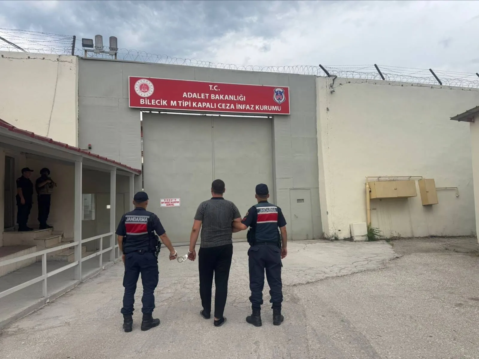 KASTEN YARALAMADAN SUÇUNDAN ARANIYORDU