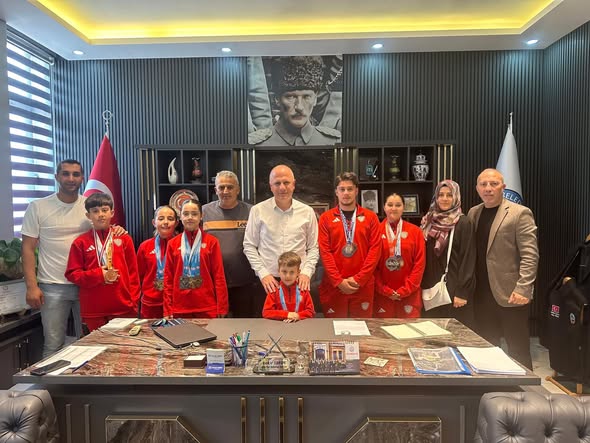 Osmaneli’nin Gururu Sporculardan Başkan Torun'a Ziyaret