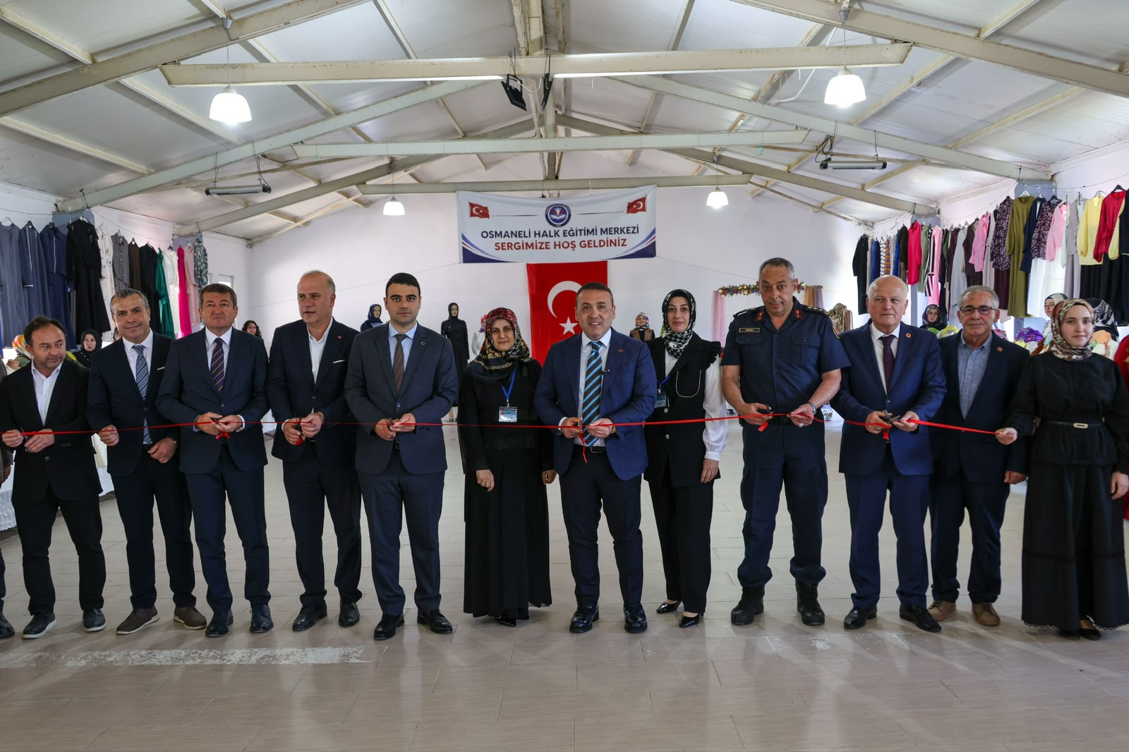 Vali Sözer Giyim Kursu Sergisi’ni Ziyaret Etti
