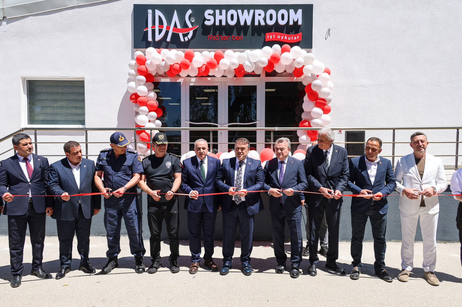Vali Sözer İDAŞ Bozüyük Fabrika Showroomu’nun Açılışına Katıldı