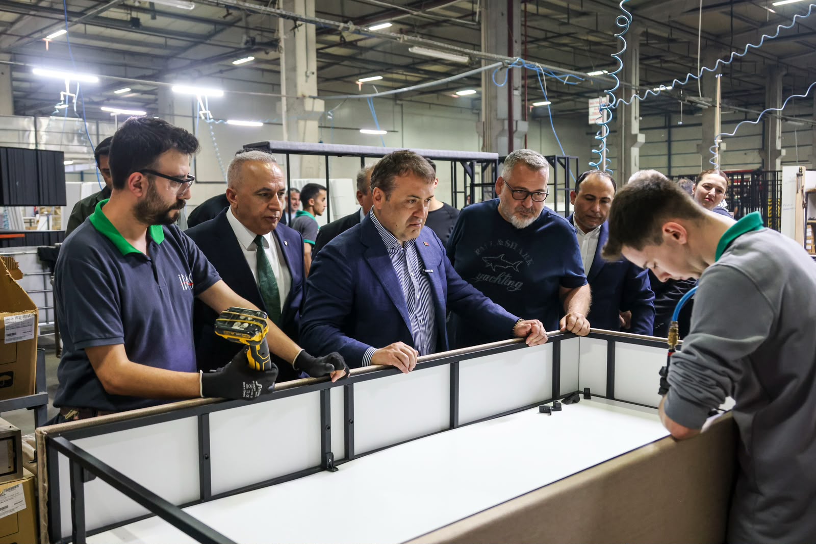 Vali Sözer İDAŞ Fabrikasını Ziyaret Etti