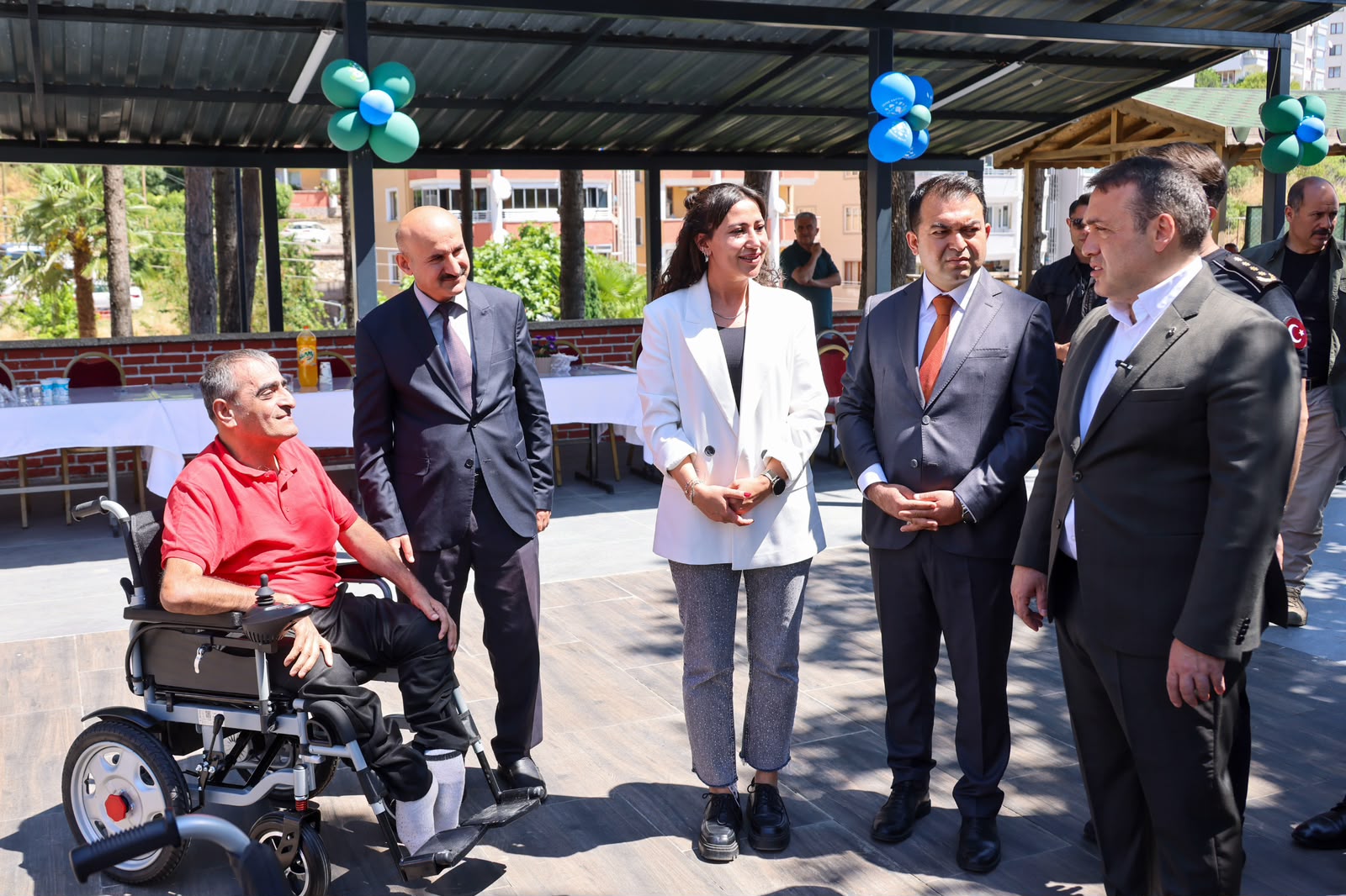 Bilecik'te Tekerlekli Sandalyelerin Teslim Töreni Gerçekleştirildi