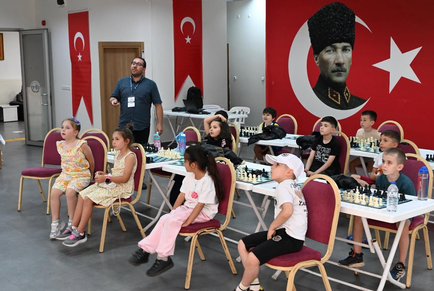 Bozüyük'te Minik Satranççılar İlk Hamlelerini Yaptı
