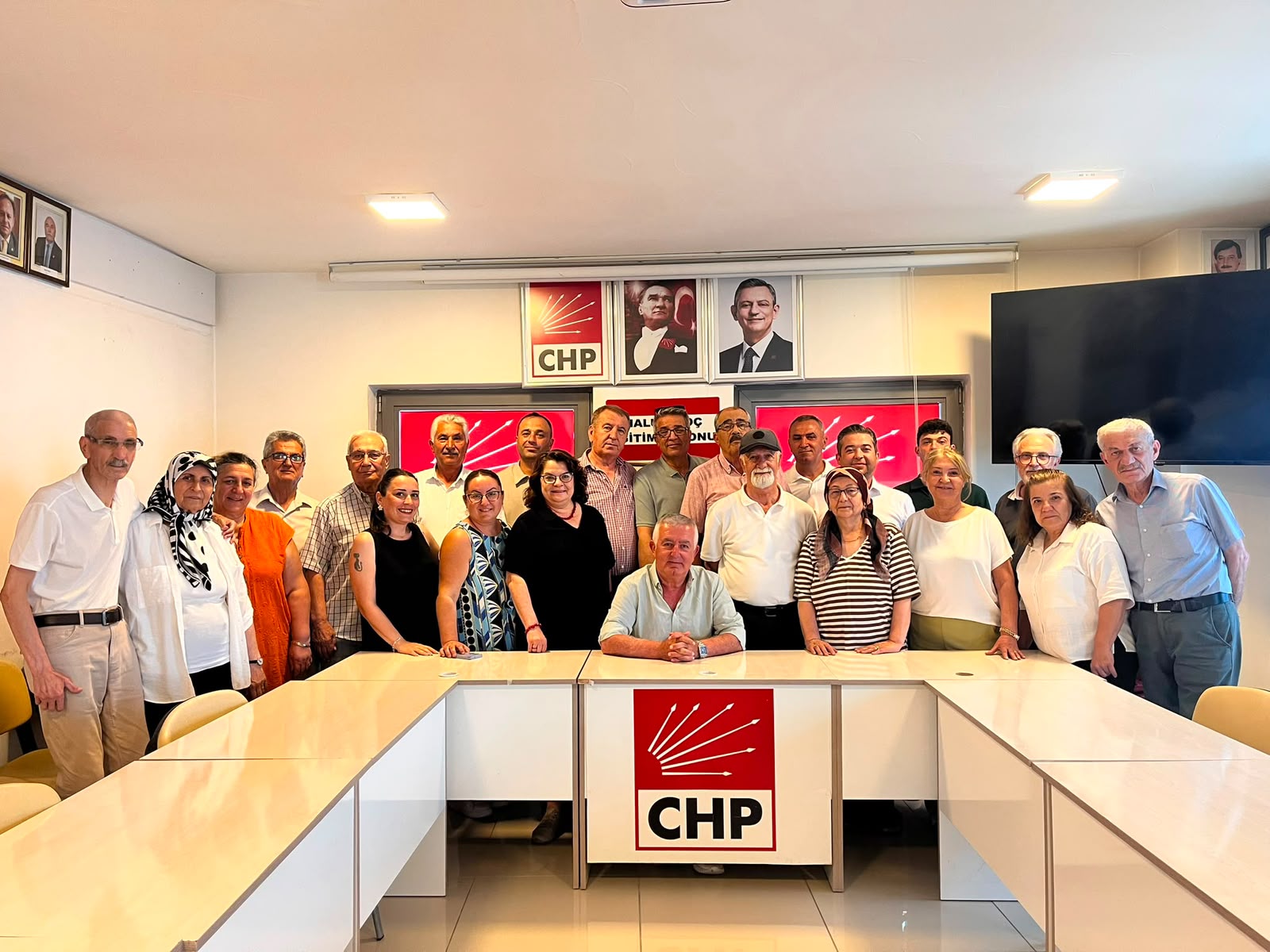 CHP Bilecik İl ve İlçe Kadın Kolları Başkanları: "Mutlak Butlan Yönetimini Tanımıyoruz"