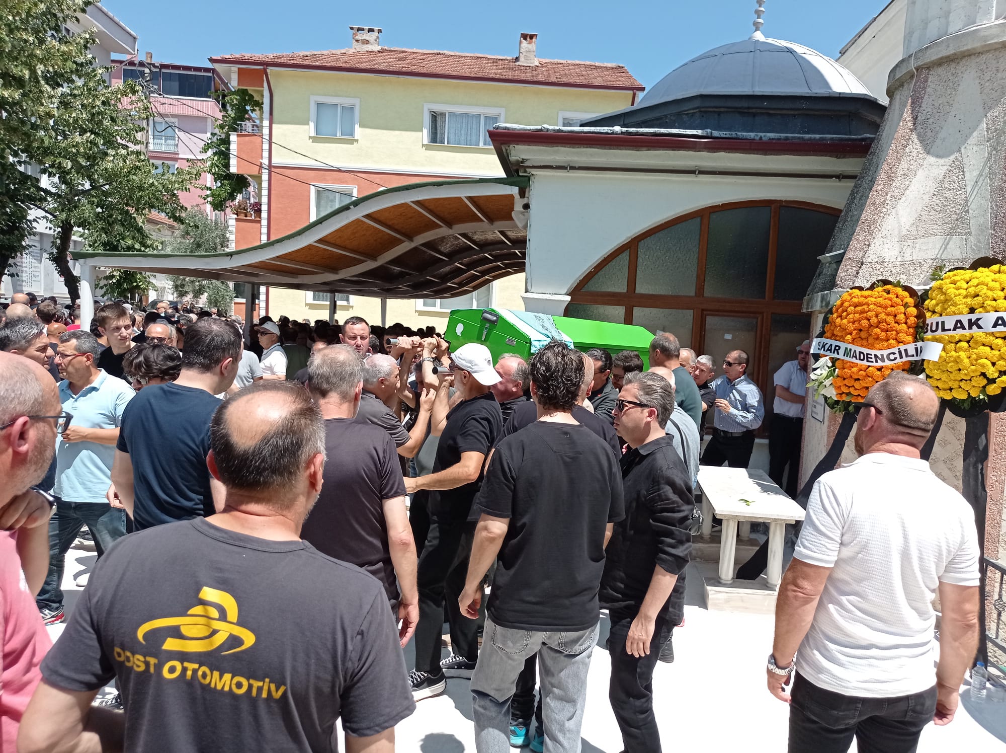 Özlem Çiftdoğan son yolculuğuna uğurlandı