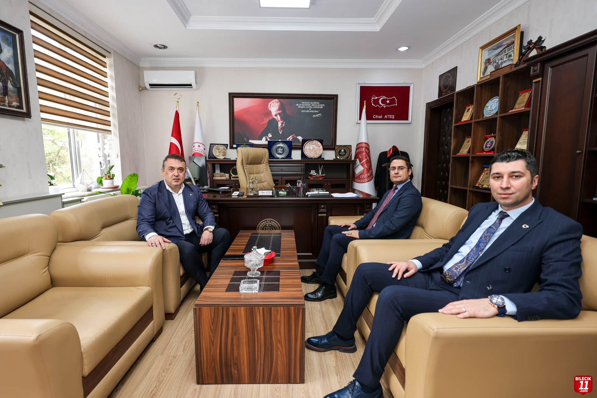 VALİ SÖZER'DEN ADLİYE ZİYARETİ