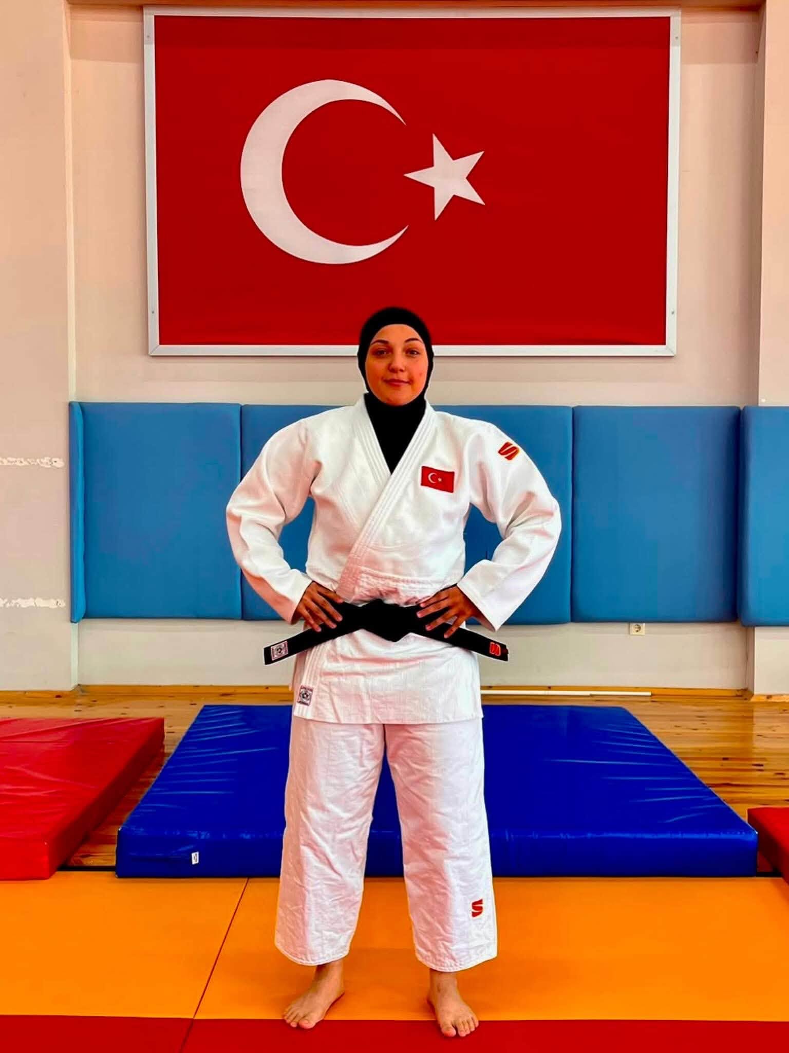 BİLECİKLİ HATİCENUR MİLLİ TAKIMDA